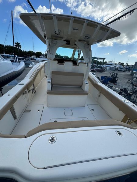2019 Scout 355 LXF