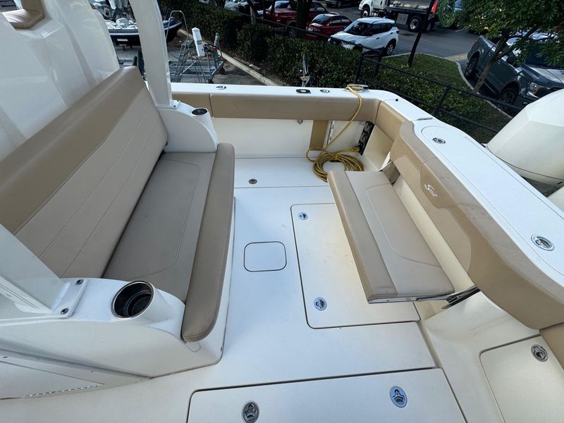 2019 Scout 355 LXF