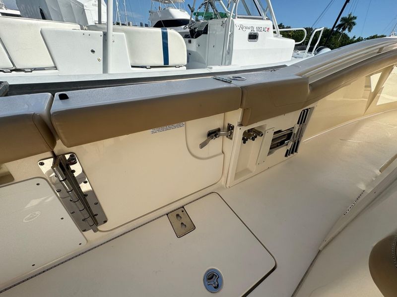2019 Scout 355 LXF