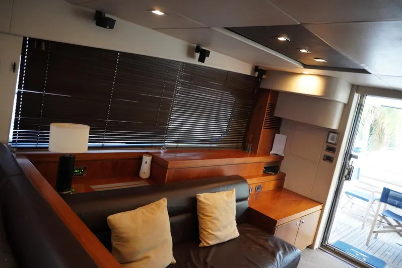 Patos Yacht Photos Pics 