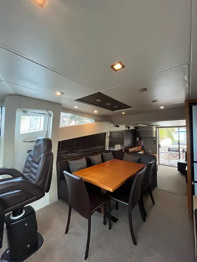 Patos Yacht Photos Pics 