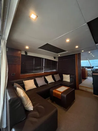 Patos Yacht Photos Pics 