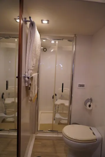 Patos Yacht Photos Pics 