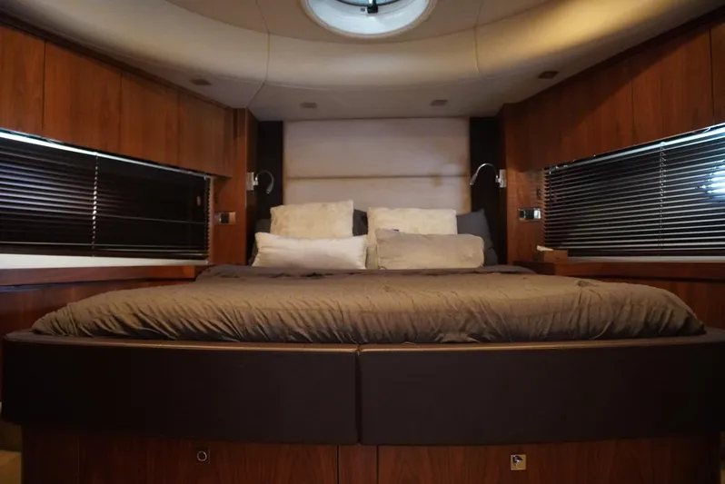 Patos Yacht Photos Pics 