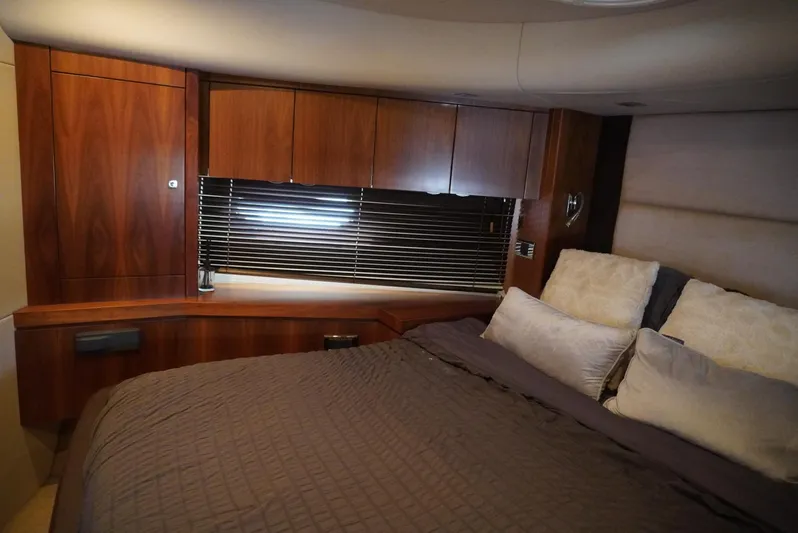 Patos Yacht Photos Pics 