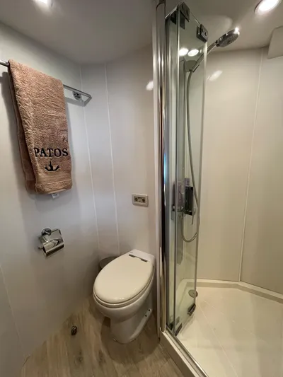 Patos Yacht Photos Pics 