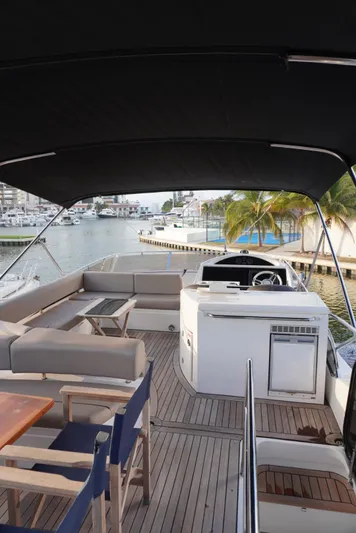 Patos Yacht Photos Pics 