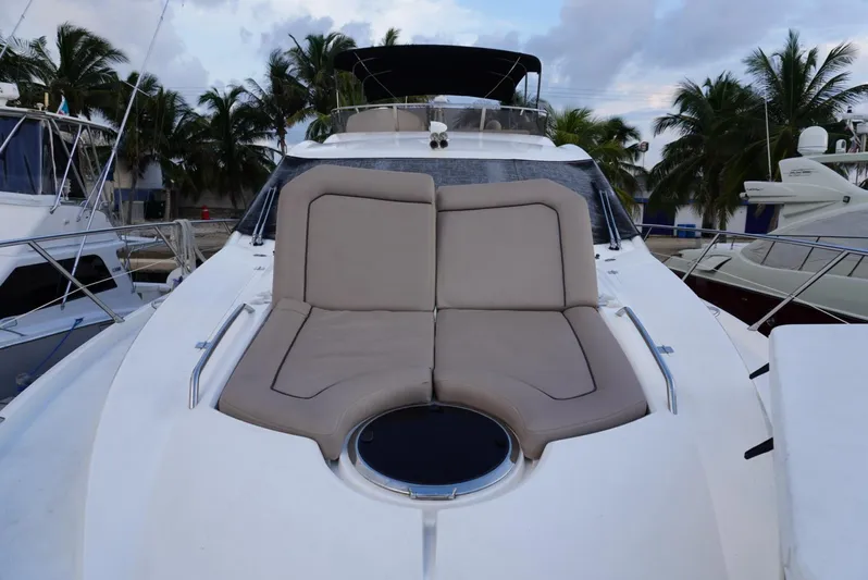 Patos Yacht Photos Pics 