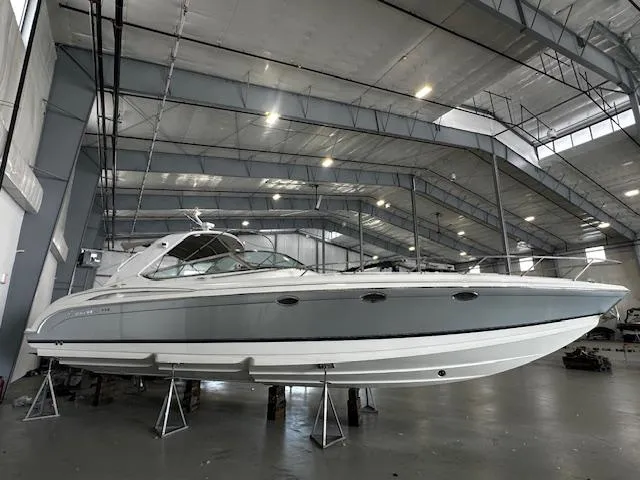  Yacht Photos Pics 2005 Formula 400 SS boat in a spacious indoor storage facility.