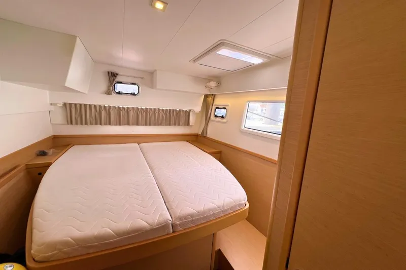 Mocean Yacht Photos Pics 