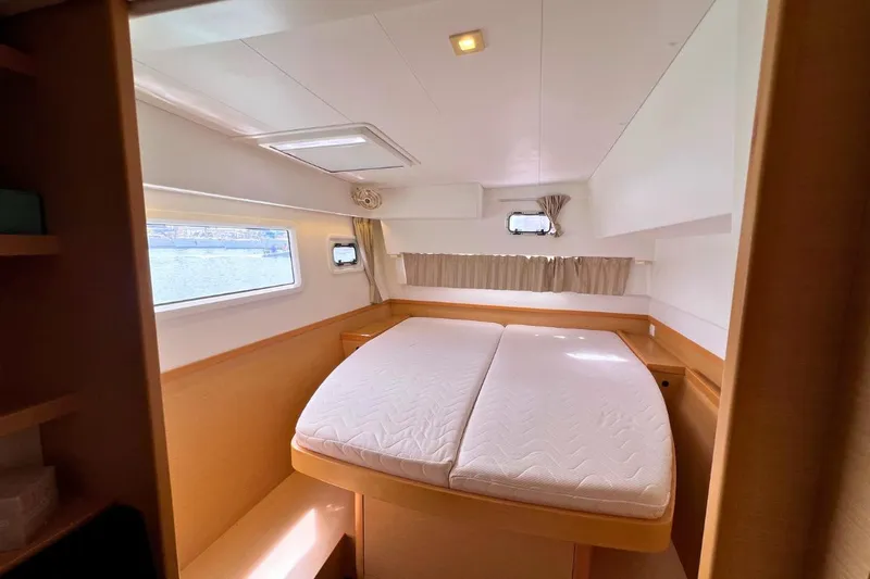 Mocean Yacht Photos Pics 