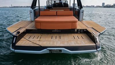 Yacht