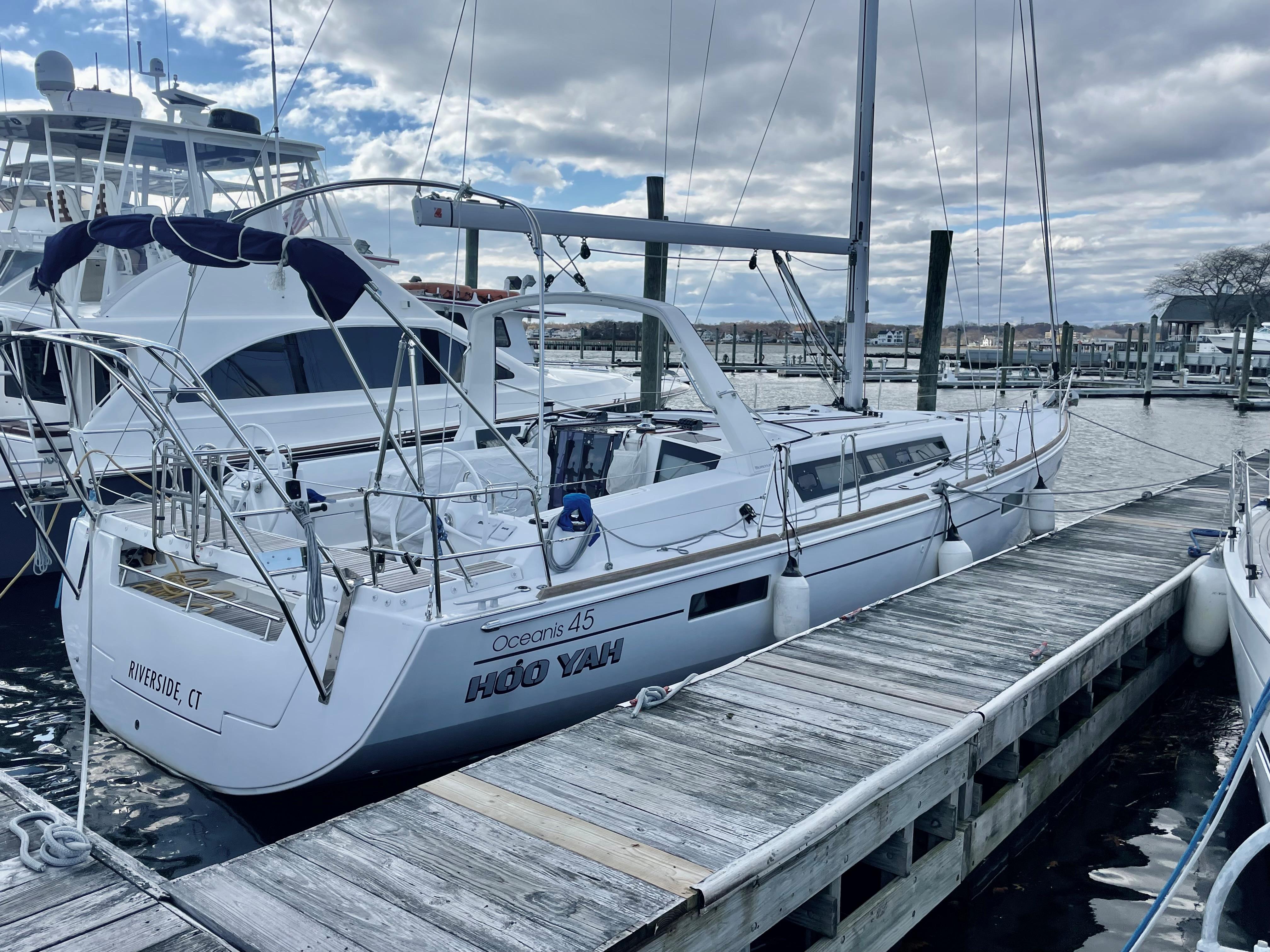 2019 Beneteau Oceanis 45 Racer cruiser zeilboten te koop YachtWorld