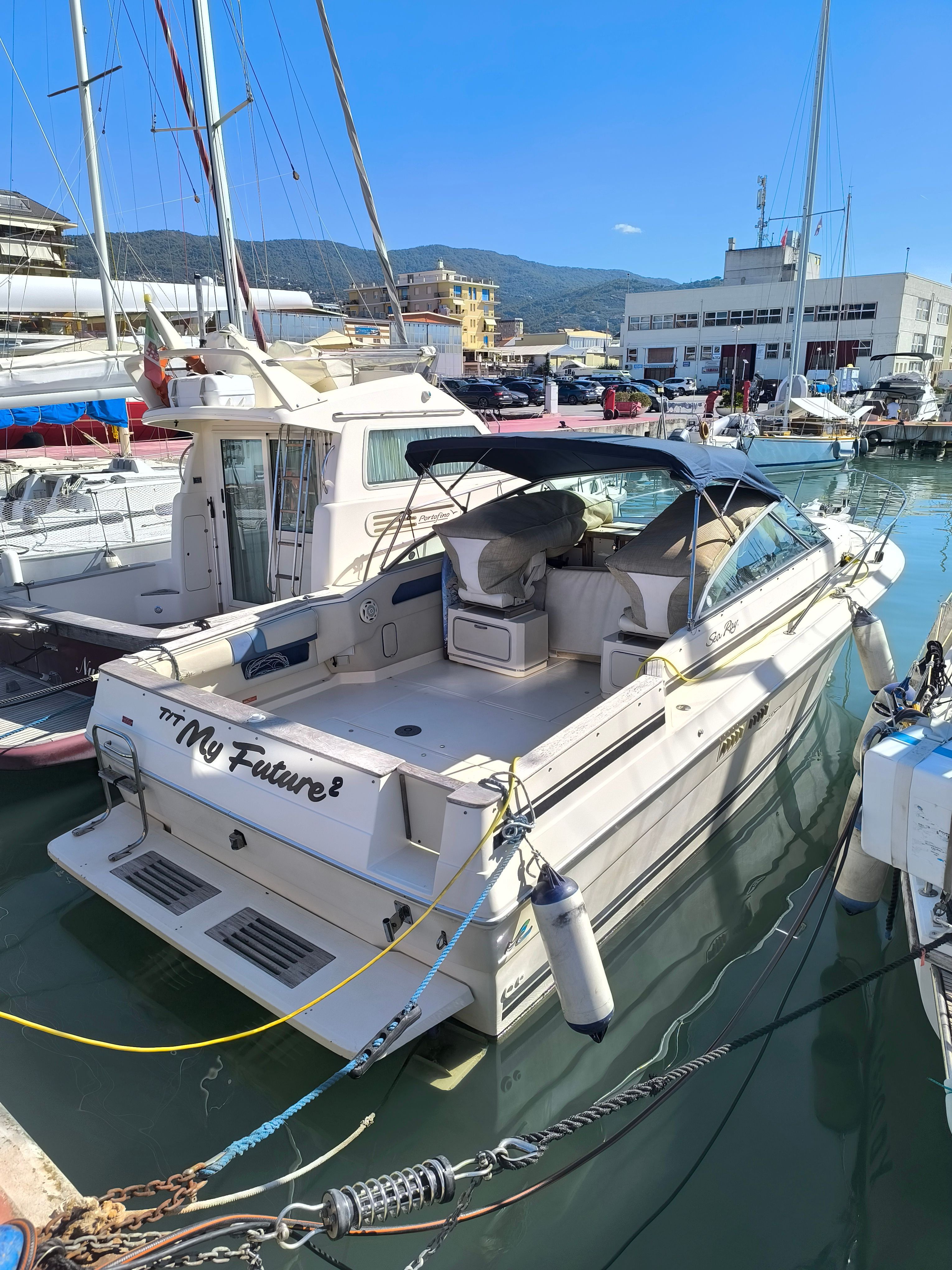 1988 Sea Ray 270 Amberjack