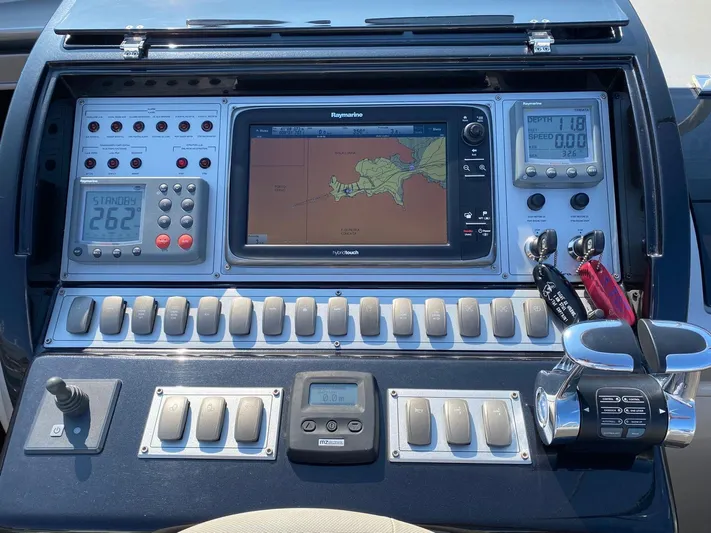  Yacht Photos Pics WhatsApp Image 2025-09-17 at 10.23.57 (12).jpeg