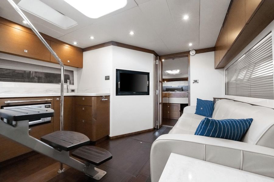 2013 Sea Ray 410 Sundancer