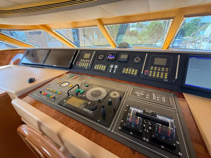 Arrivederci IV Yacht Photos Pics 