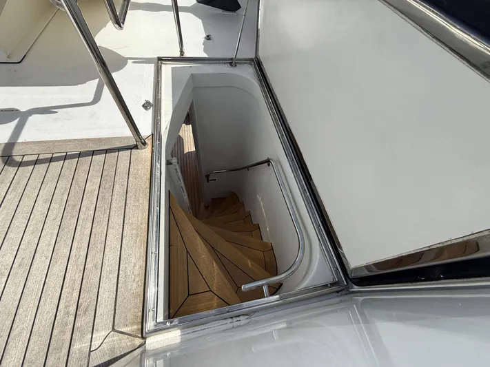 Arrivederci IV Yacht Photos Pics 