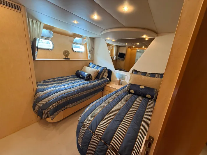 Arrivederci IV Yacht Photos Pics 