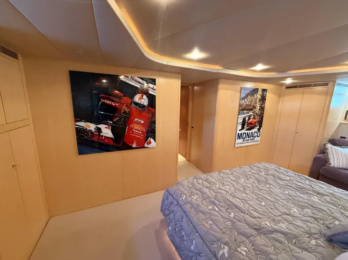 Arrivederci IV Yacht Photos Pics 