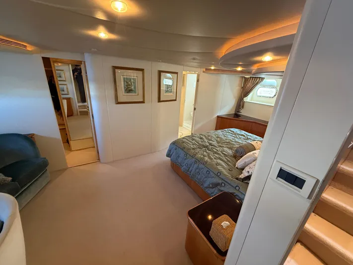 Arrivederci IV Yacht Photos Pics 