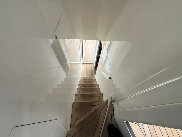 Arrivederci IV Yacht Photos Pics 