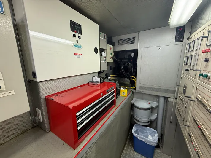 Arrivederci IV Yacht Photos Pics 