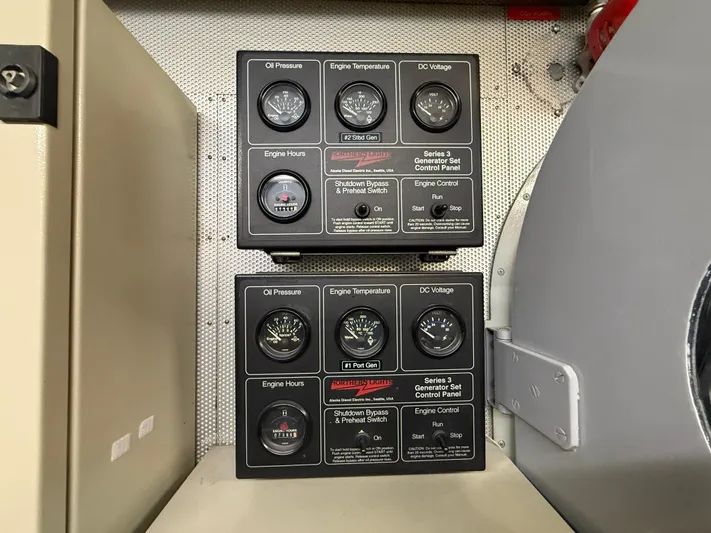 Arrivederci IV Yacht Photos Pics 