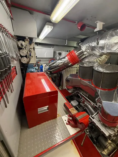 Arrivederci IV Yacht Photos Pics 