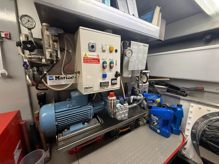 Arrivederci IV Yacht Photos Pics 