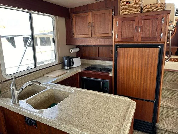 Ancient Mariner II Yacht Photos Pics 