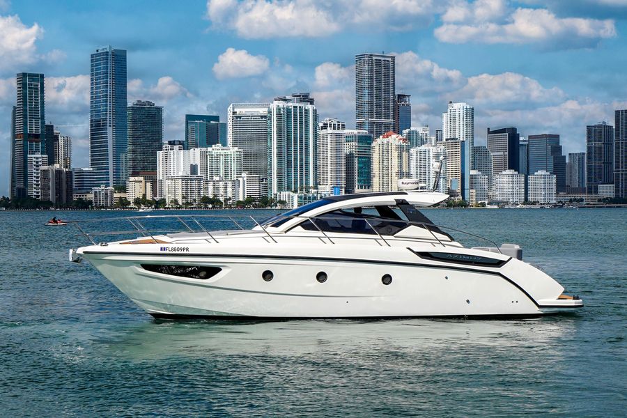 2014 Azimut Atlantis 38