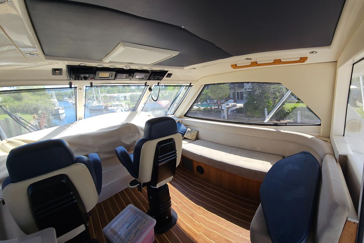 2004 Riviera 64 
