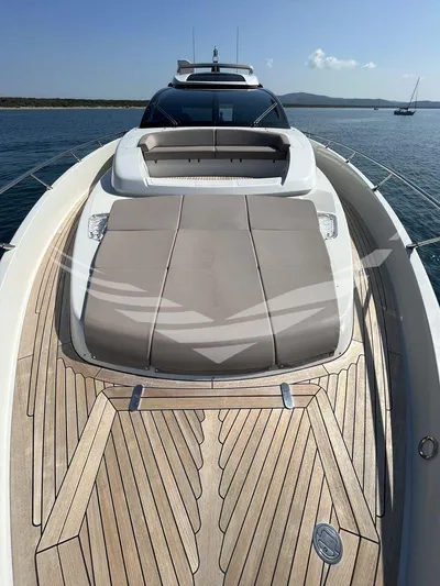  Yacht Photos Pics 8851323_20230607023044559_1_XLARGE.jpg