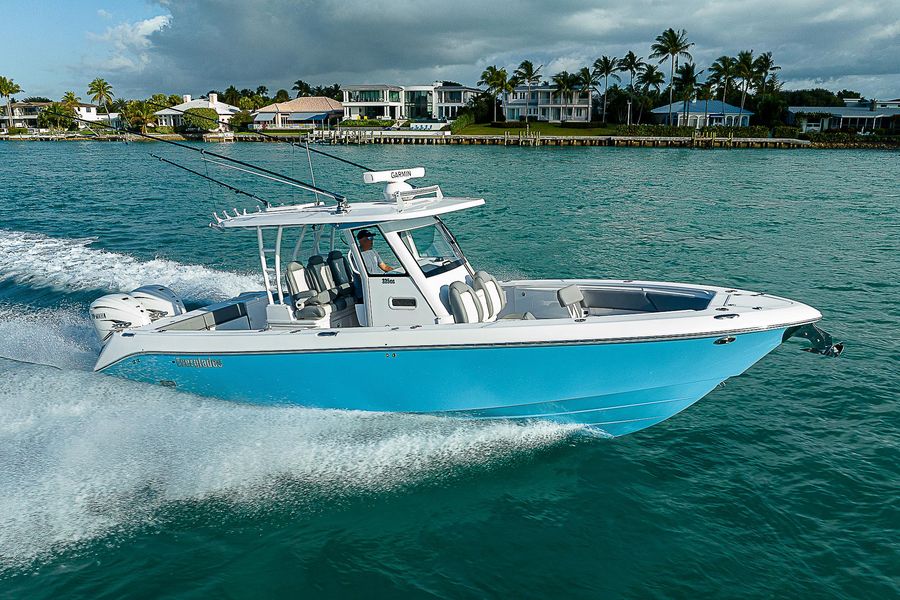 2021 Everglades 335