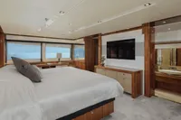 2015 Sunseeker 115 Sport Yacht