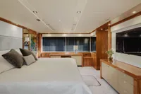 2015 Sunseeker 115 Sport Yacht