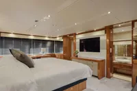 2015 Sunseeker 115 Sport Yacht