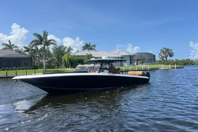 2020 Fountain 38 Center Console