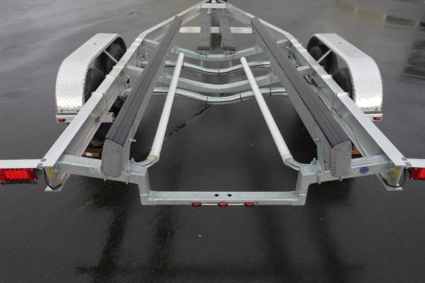 2024 Venture COM-6500 Inboard