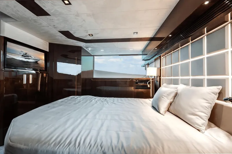 Nauti Wolfe III Yacht Photos Pics 