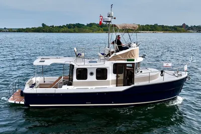 Ranger Tugs R-31 CB