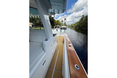 Yacht