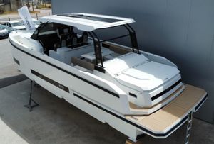 De Antonio Yachts D36