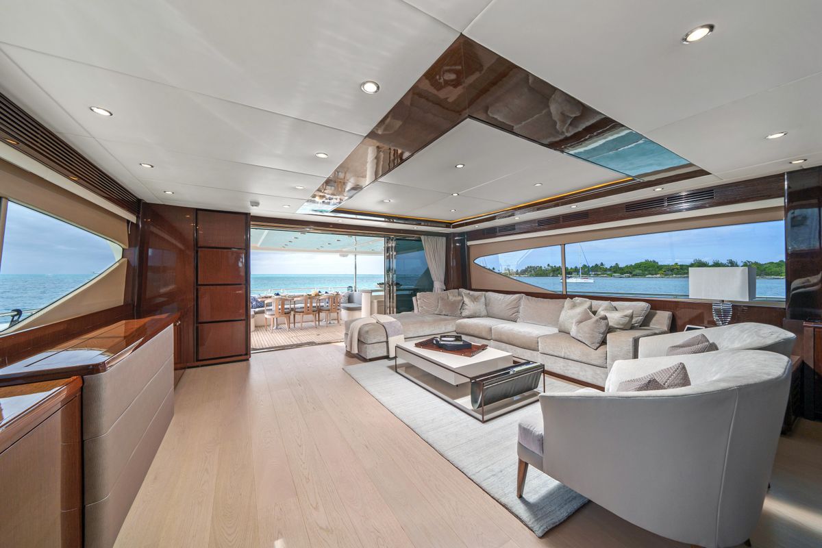 2011 Princess 95 