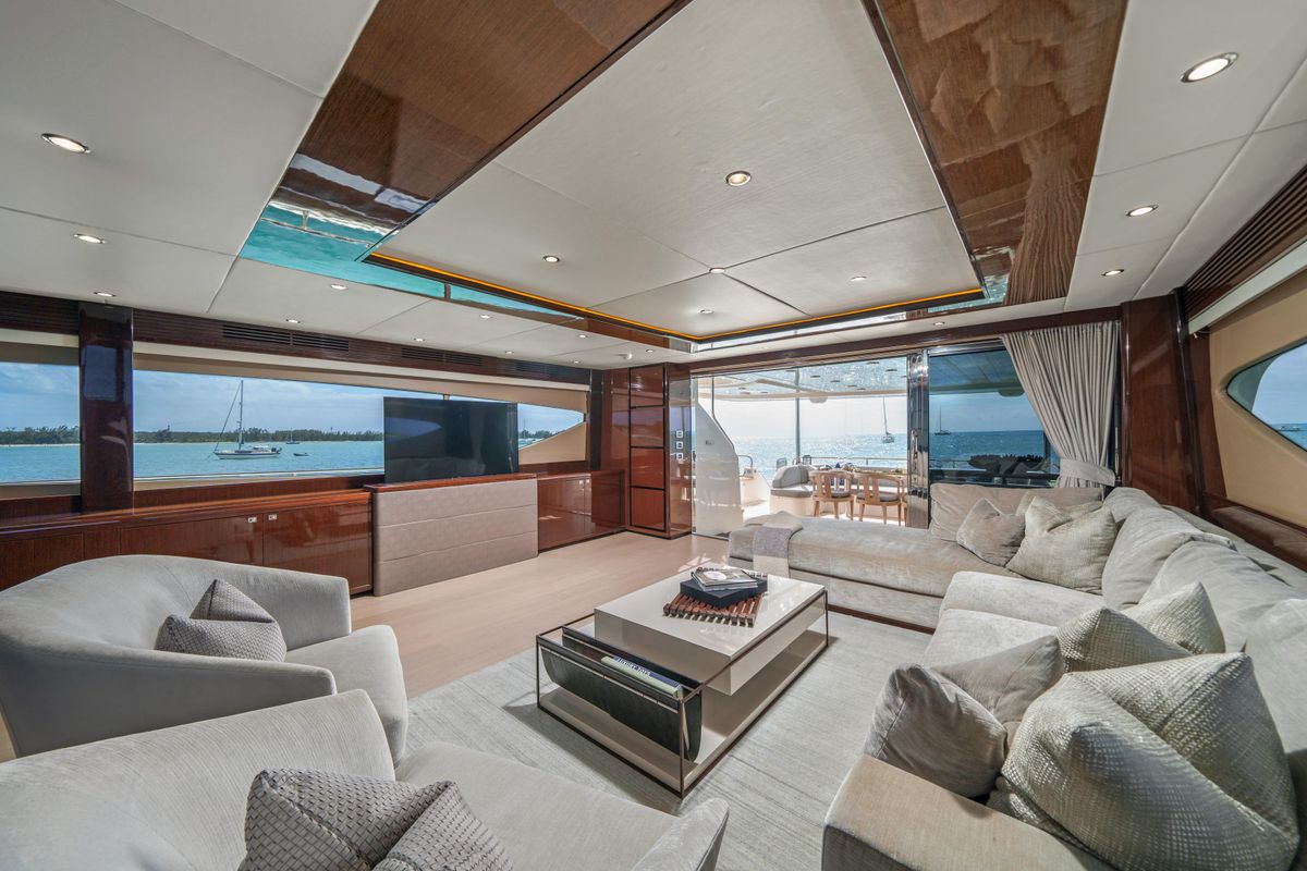 2011 Princess 95 