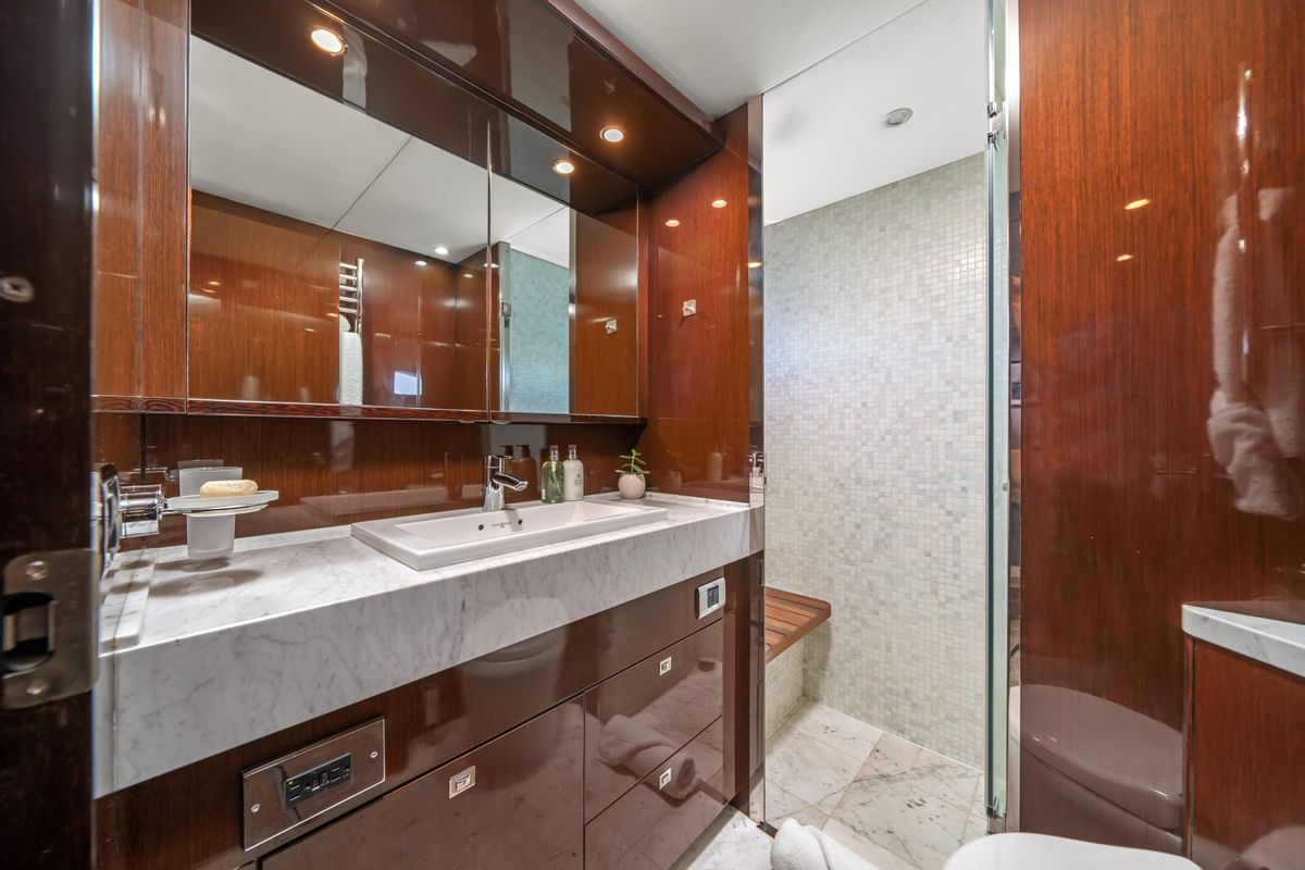 2011 Princess 95 