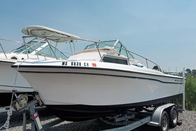 Grady-White 204-C OVERNIGHTER
