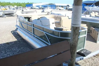 Godfrey Marine Xperience 2086 CXP