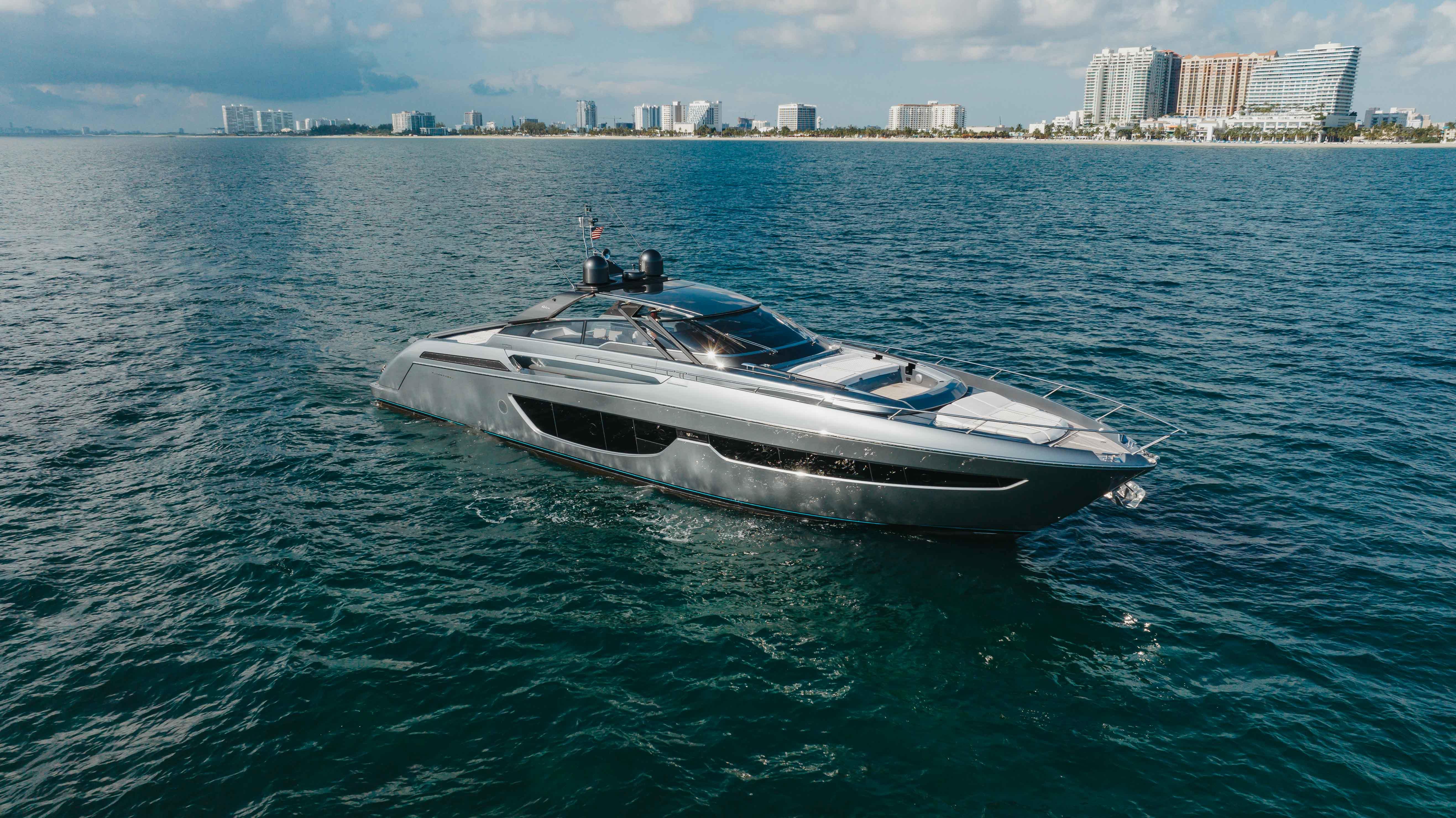 riva yacht 76 bahamas